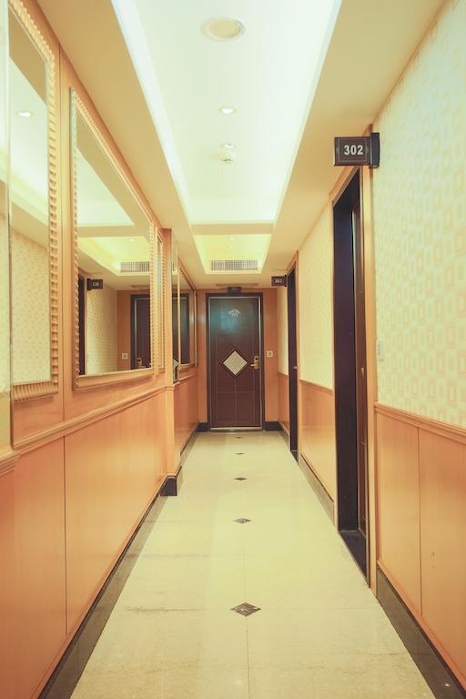 Best Love Boutique Hotel Taipei Luaran gambar
