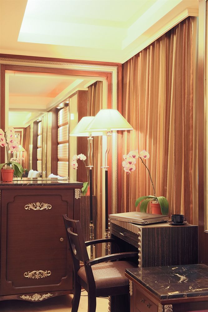 Best Love Boutique Hotel Taipei Luaran gambar