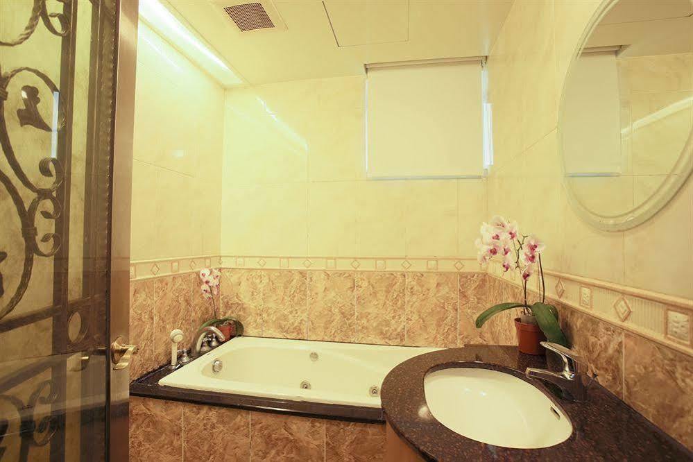 Best Love Boutique Hotel Taipei Luaran gambar