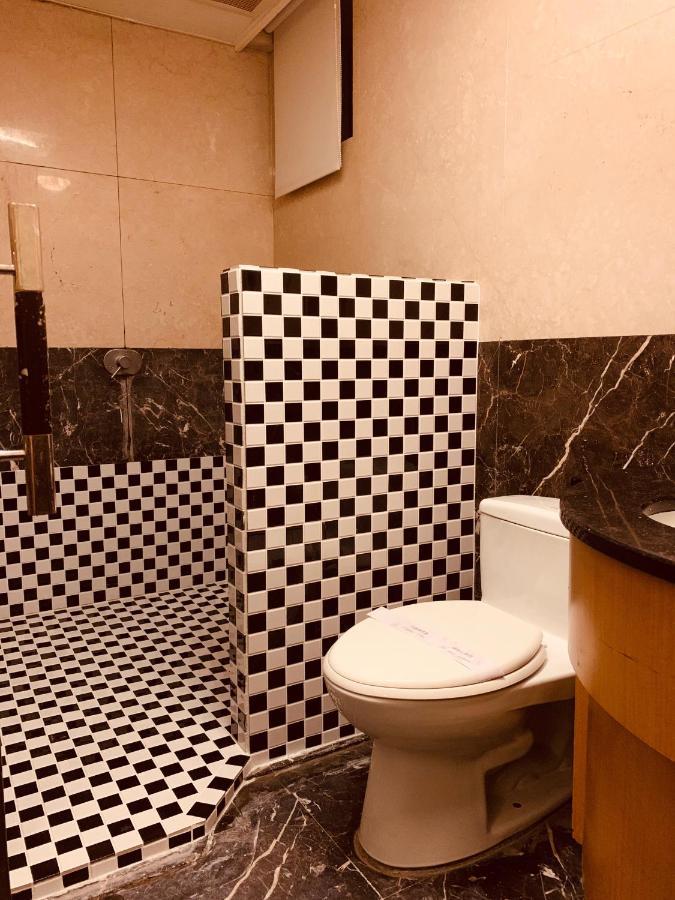 Best Love Boutique Hotel Taipei Luaran gambar